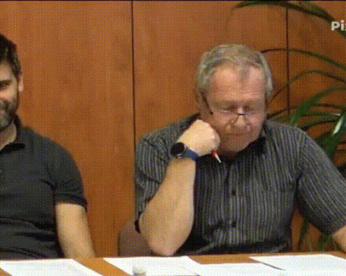 Starosta útočí. Úřední rozhodnutí ho usvědčují.